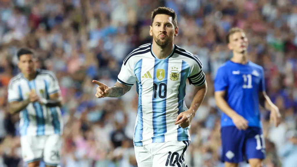 2026-06-10T032949Z_625495551_MT1USATODAY29163931_RTRMADP_3_SOCCER-INTERNATIONAL-MENS-FRIENDLY-ICELAND-AT-ARGENTINA-1781073543